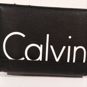 Calvin Klein Women's Bifold Wallet